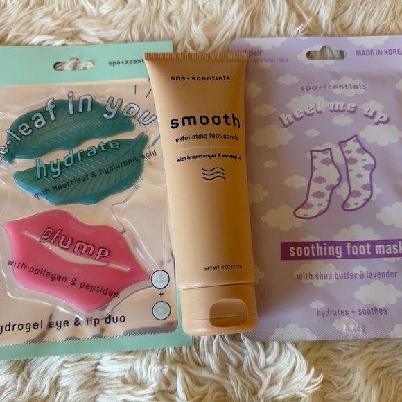 14 piece Pink Cosmetic and Skincare set - Picture 5 of 8